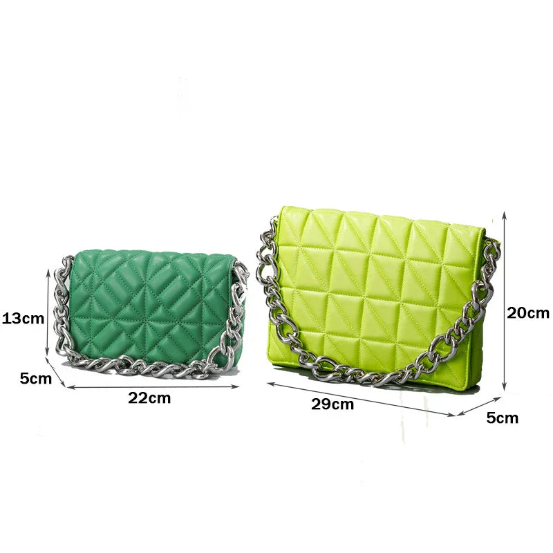Lingge Small Bag in pink with a large gold chain, a stylish one-shoulder crossbody bag with a quilted design.