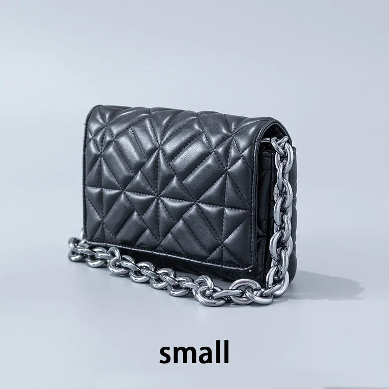 Lingge Small Bag in pink with a large gold chain, a stylish one-shoulder crossbody bag with a quilted design.