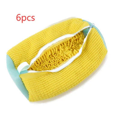 Durable shoe washing bag made of high-quality chenille fabric for effortless machine cleaning of sneakers, tennis shoes, and other washable footwear