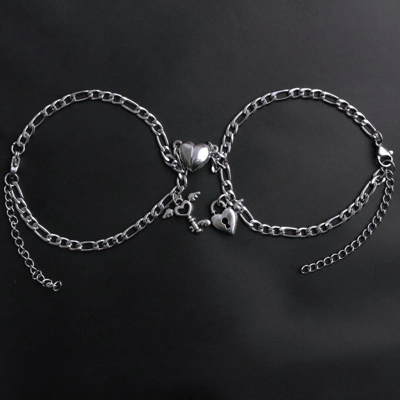 Heart-shaped couple bracelets with adjustable chain, perfect for romantic gifts.