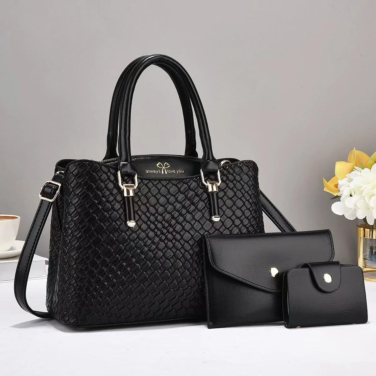 Retro woven three-piece shoulder bag set in various colours, showcasing large capacity and stylish design.