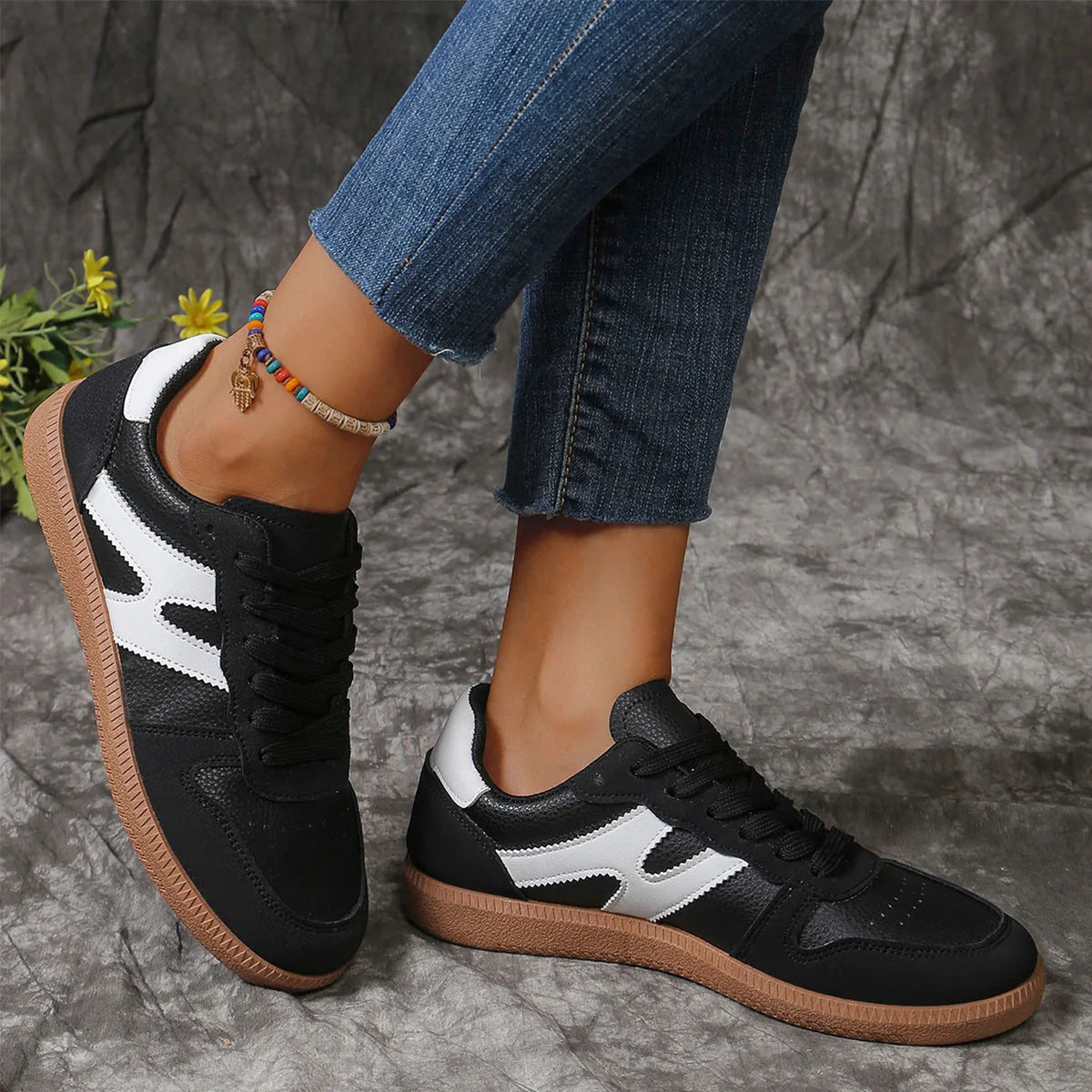 Stylish colourblock lace-up flats for women in black and pink