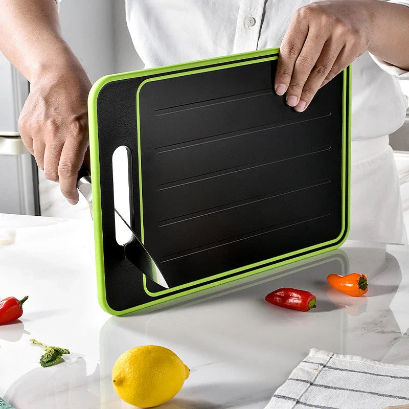 Versatile cutting board with thawing and sharpening functions, made of durable aluminum with grinding teeth and built-in whetstone