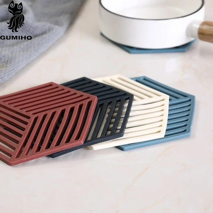 Premium geometric design cup coasters made of high-quality rubber to protect surfaces and add style to your home or office