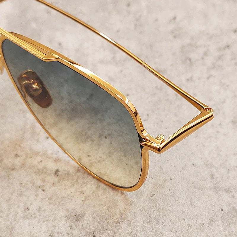 Premium pure titanium frame classic vintage pilot sunglasses with UV400 protection and gold finish