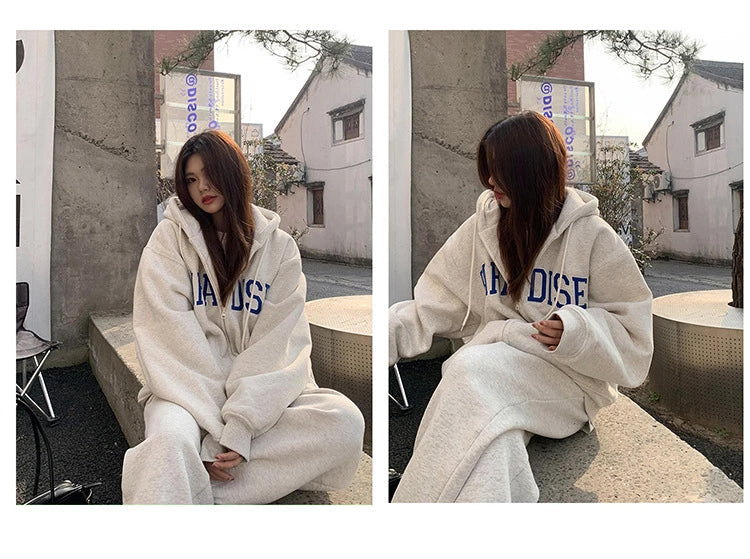 Cosy women's hooded cardigan jumper with plush, thickened fabric for extra warmth and comfort