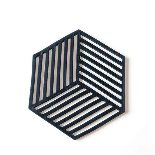 Premium geometric design cup coasters made of high-quality rubber to protect surfaces and add style to your home or office
