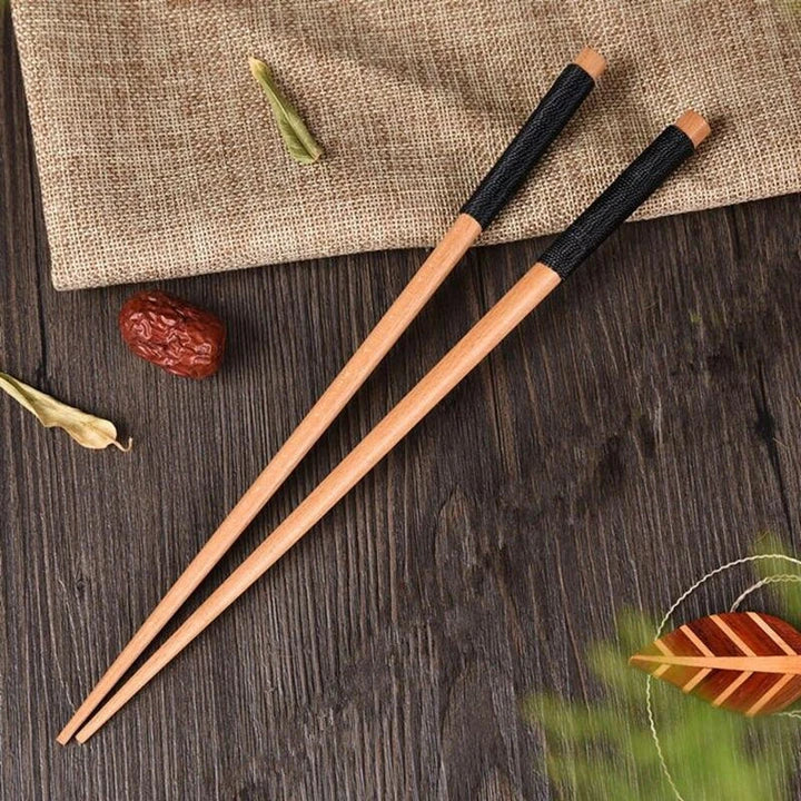 Homeenjoy UK Elegant Chestnut Wood Chopsticks - A Traditional British Delight