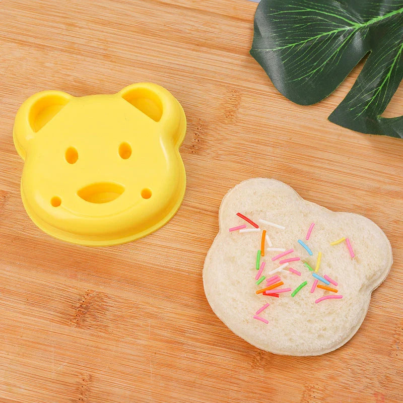 Homeenjoy UK Charming Bear-Shaped Sandwich Cutter for Fun Mealtimes