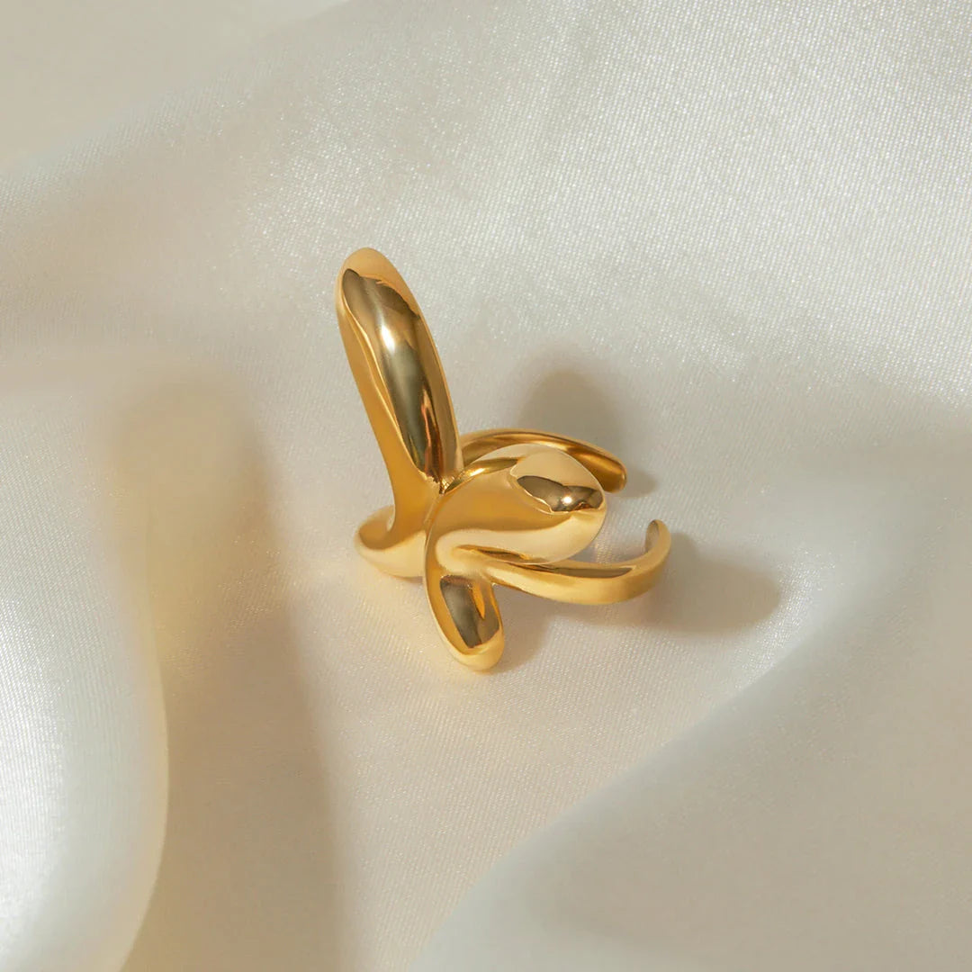 Trendha 18K gold-plated stainless steel butterfly ring, a durable and elegant accessory for UK special occasions
