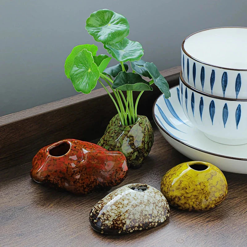 Elegant Mini Ceramic Porcelain Vase for Decorative Hydroponic Plants like Copper Money Grass