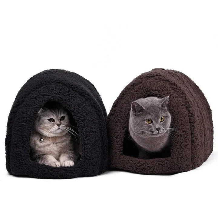 Cosy arch-shaped cotton cat bed with breathable design for comfortable pet retreat