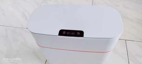 Sleek and modern automatic garbage can with motion-activated sensor for a hygienic and hassle-free waste disposal experience