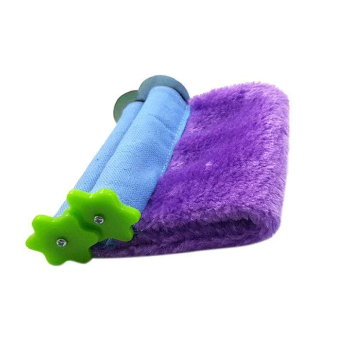 Cozy colour-block bed made of soft flannel fabric for small pets like dogs, cats, and rabbits