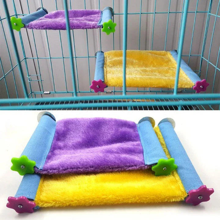 Cozy colour-block bed made of soft flannel fabric for small pets like dogs, cats, and rabbits