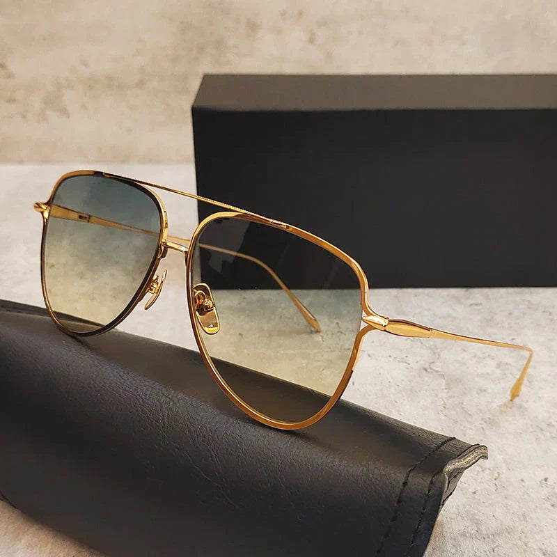Premium pure titanium frame classic vintage pilot sunglasses with UV400 protection and gold finish