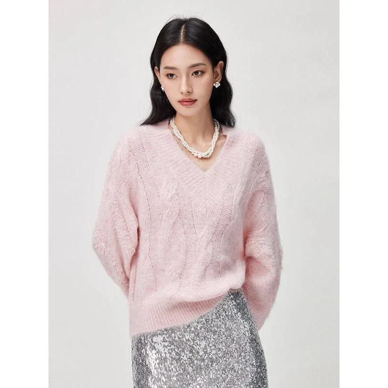 Cosy V-Neck Alpaca Blend Jumper in Cream White, featuring a relaxed fit and chic V-neck design for everyday comfort and style.