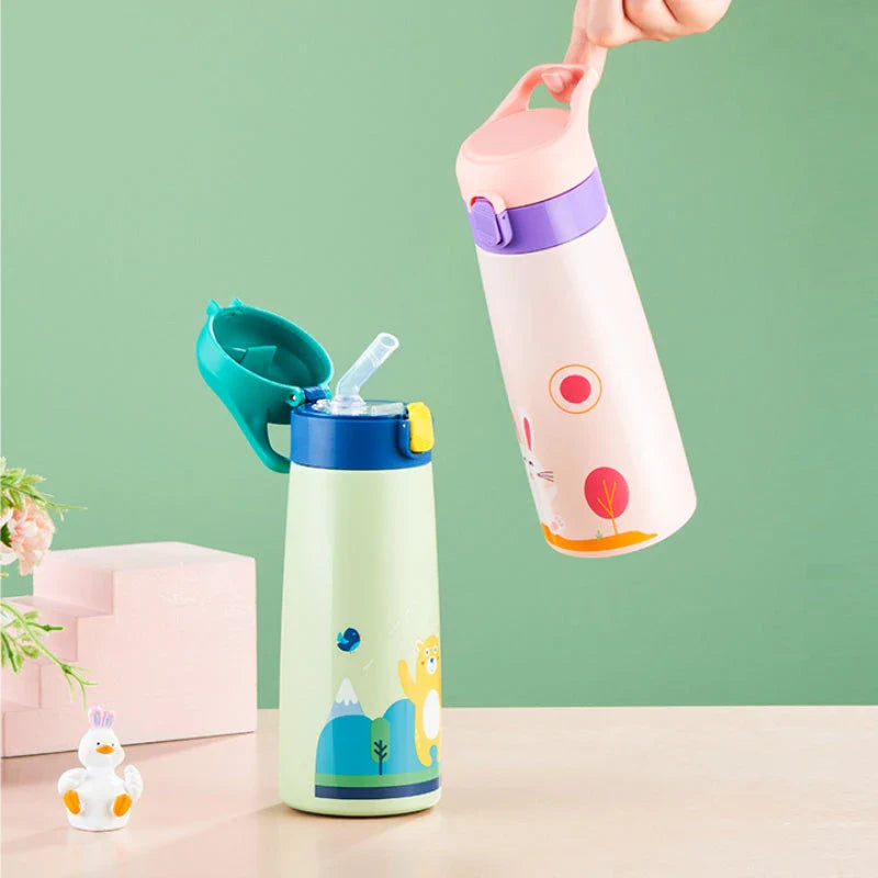 Charming cartoon-themed stainless steel thermal mug with 500ml capacity, perfect for children's hydration needs