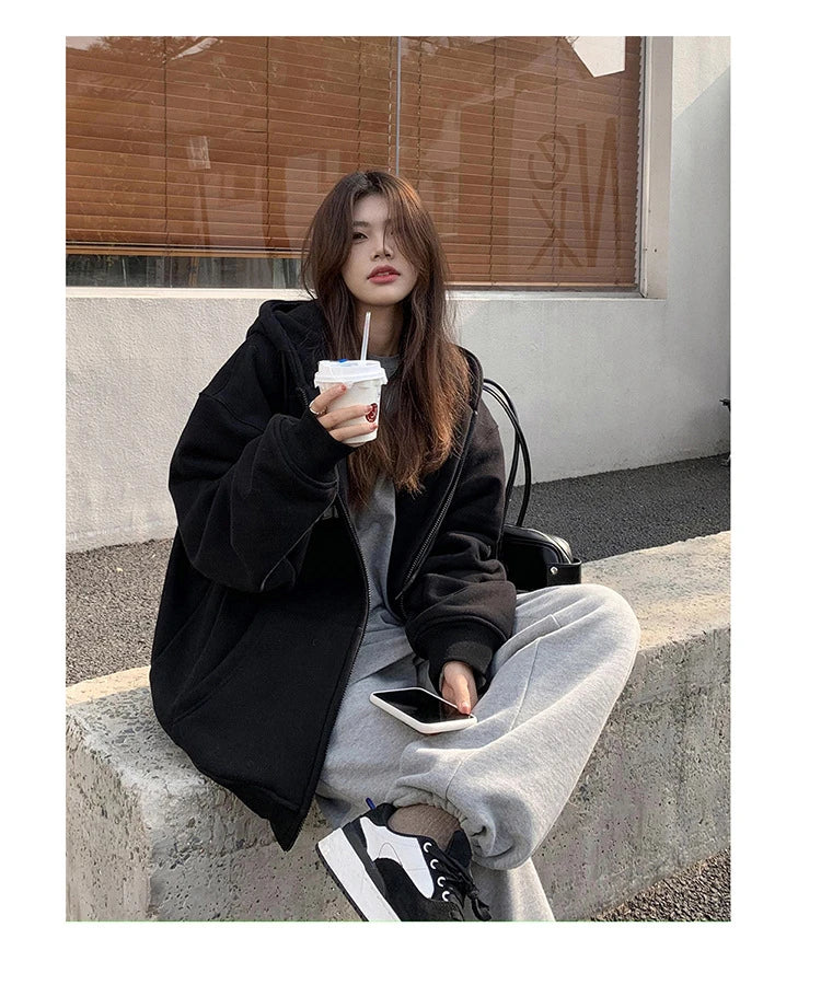 Cosy women's hooded cardigan jumper with plush, thickened fabric for extra warmth and comfort