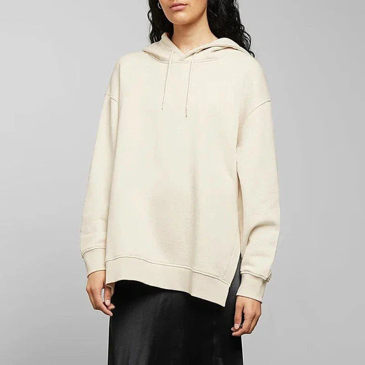 Oversized 100% cotton hoodie with asymmetrical design in black colour