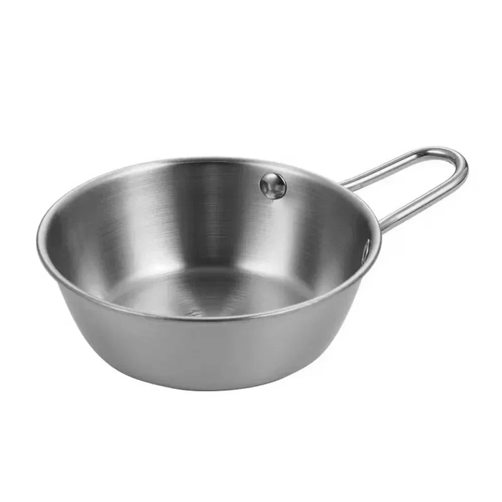 Luxurious gold-plated stainless steel bowl in various sizes, perfect for serving soups, salads, and more.