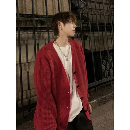 Men's loose fit retro cardigan in solid colour with V-neck and long sleeves