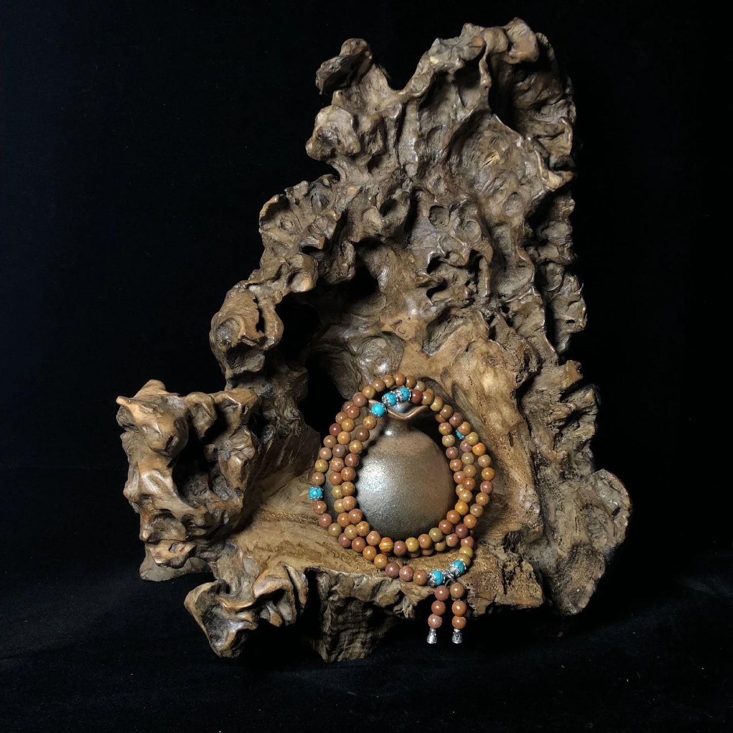 Handmade geometric stone bead bracelet with 108 Lvzhu hand-polished beads