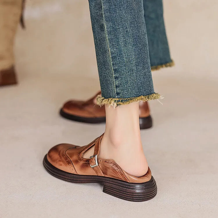 Women's Flat Leather Shoes in British Casual Style, Round-Toe Sheepskin Upper Available in Black and Brown, EU Sizes 34-40 for Everyday Wear and Smart Casual Occasions