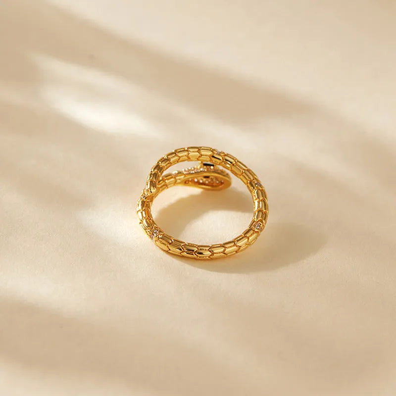 Adjustable snake-shaped copper ring with gold colour plating for index finger