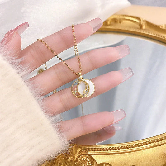 Design Star Moon Mother Shell Pendant Necklace with adjustable chain and unique star moon design