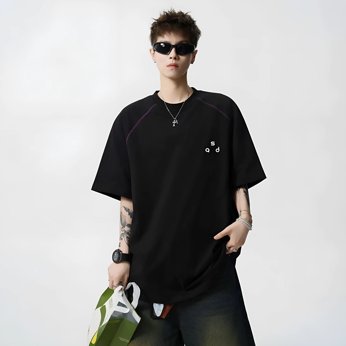 Cotton letter print short-sleeve T-shirt in loose fit with round neck collar
