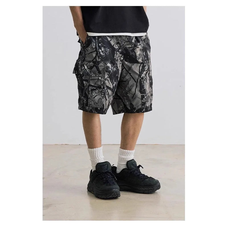 Denim shorts for women, loose fit casual straight-leg midi shorts with micro-elastic waist, available in black or army green with a zip placket for comfortable daily wear in sizes M to 3XL
