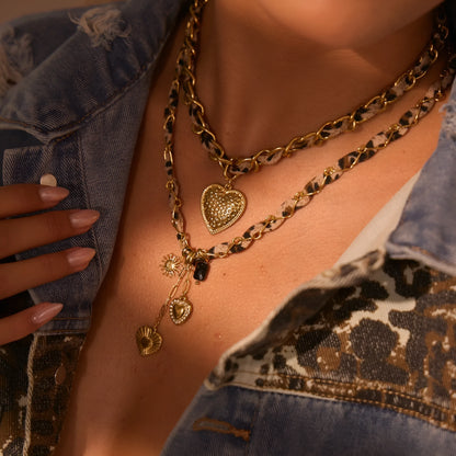 Stainless steel leopard love pendant necklace with geometric design on 41-50cm adjustable chain