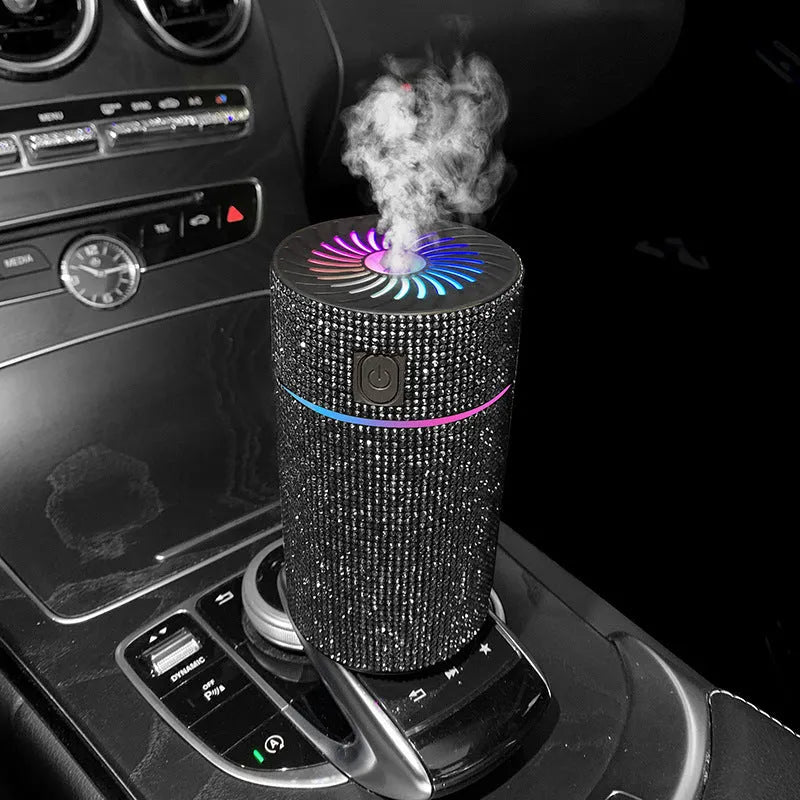 Car air purifier and humidifier with 233g lightweight design and 14cm compact size for fresh, moisture-balanced air on UK roads