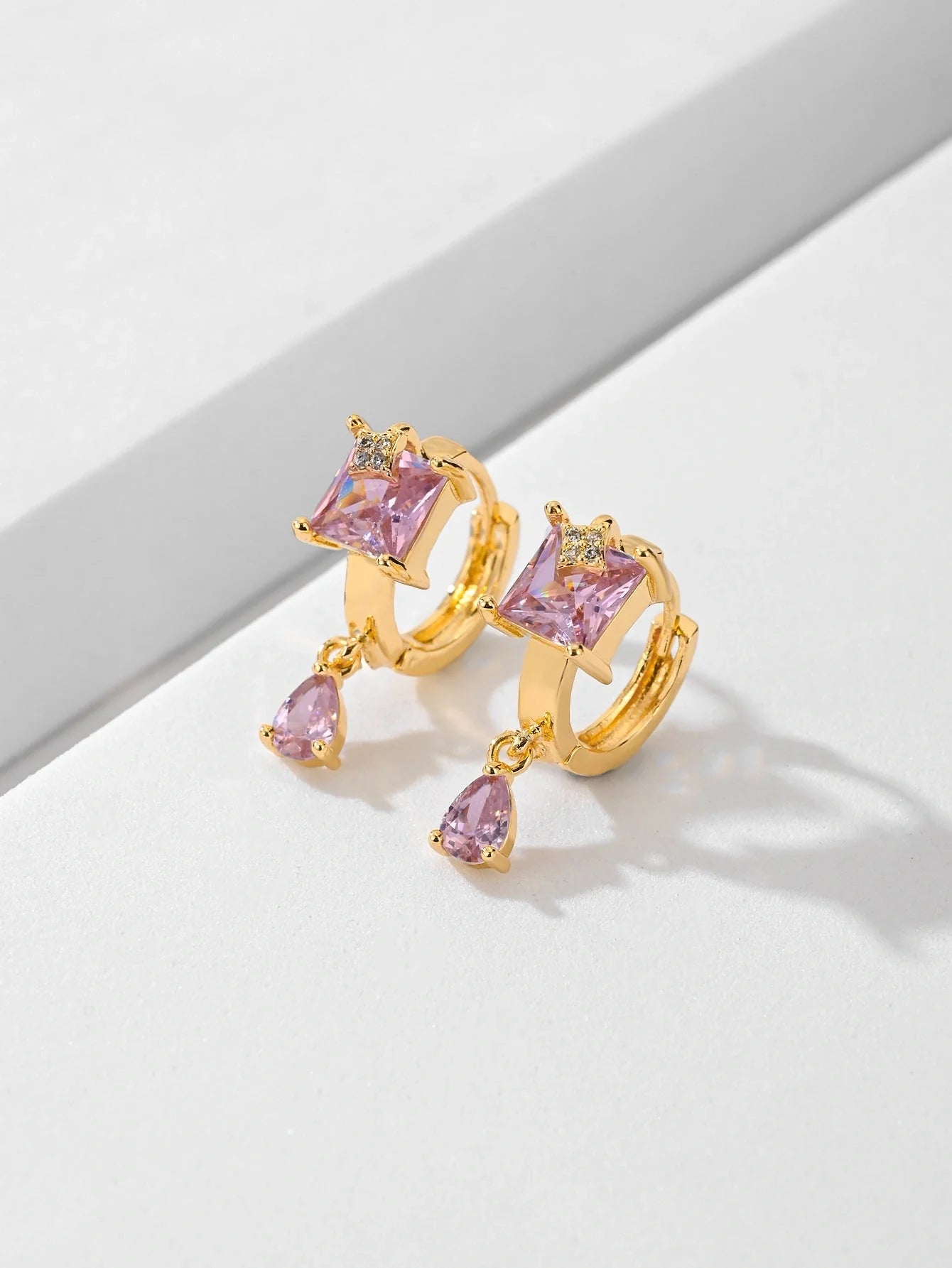 Copper-plated gold fashion earrings with water droplet design in six colours