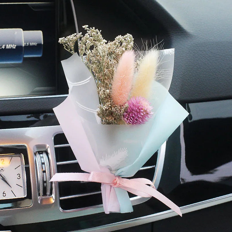 Dried flower car air freshener set with colourful bouquet and fragrance strips for air conditioning vents
