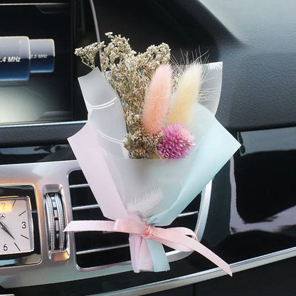 Dried flower car air freshener set with colourful bouquet and fragrance strips for air conditioning vents