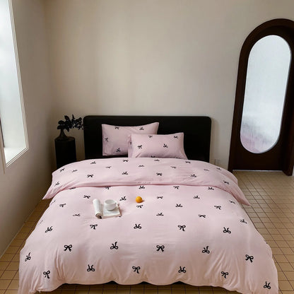 Pure cotton printed bedding set with quilt cover, sheet, and pillowcases in 1.2m to 2.0m sizes