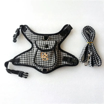 Black houndstooth pattern cotton dog vest with attached leash in Korean style.