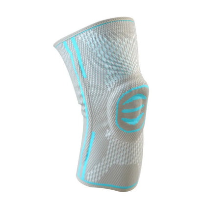 Cotton mountaineering knee pads in blue, green, or yellow colours for sports protection