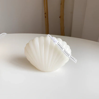 Hand-made soy wax aromatherapy candle measuring 5.5x6x6cm with natural essential oil scent
