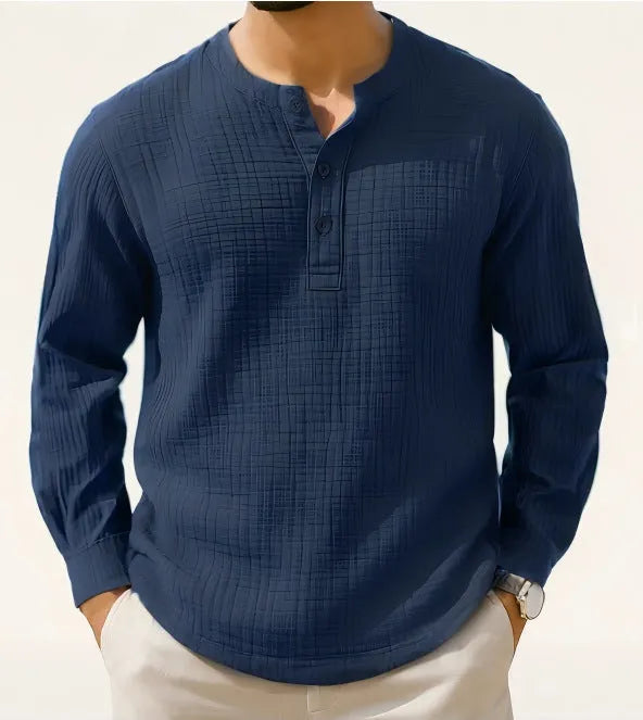 Slim fit long sleeve shirt with round neck and 3/4 sleeves in linen-style fabric