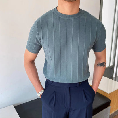 Men's lightweight knitted short sleeve t-shirt in various colors for summer wear