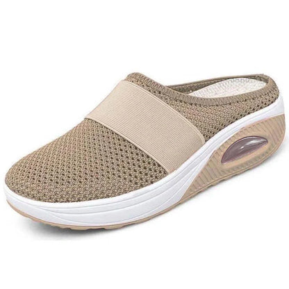 Women's breathable mesh flat sandals with thick sole in various colours