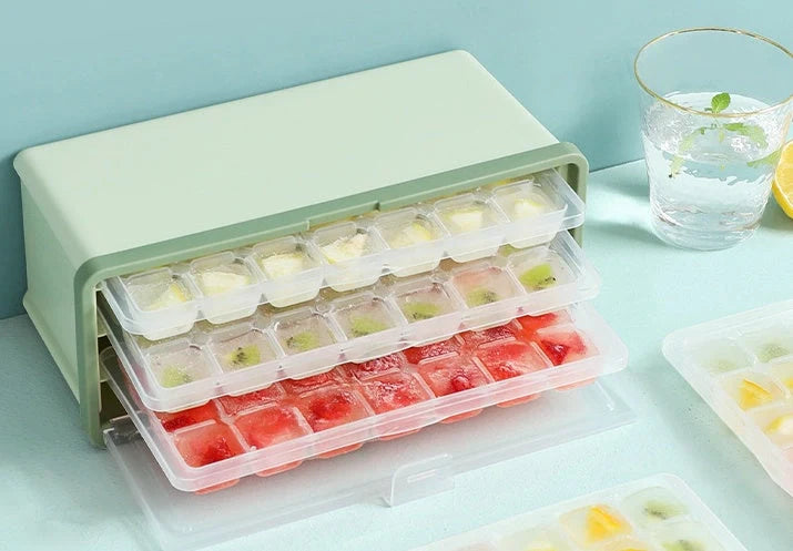 Drawer-type plastic ice cube mold maker with lid and bin for beer cooling