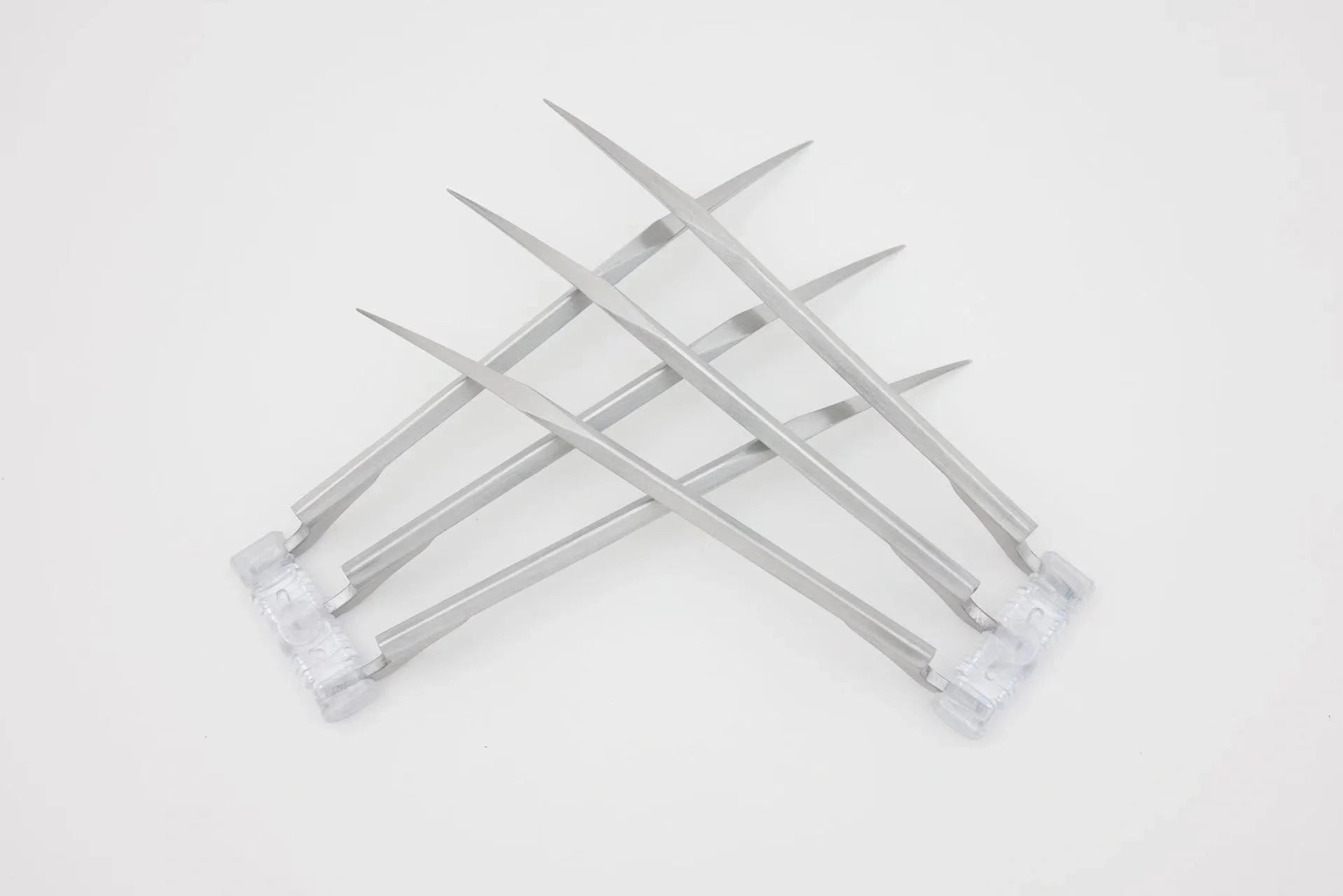 Aluminium alloy cosplay war claws in mirror and matte finishes