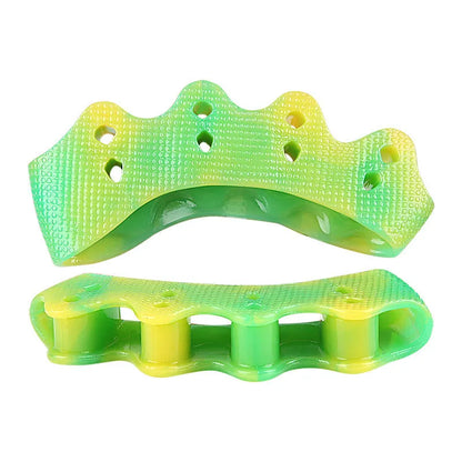 Five-hole SEBS toe separator in colour gradient, average size, for overlapping toes and daily leisure use