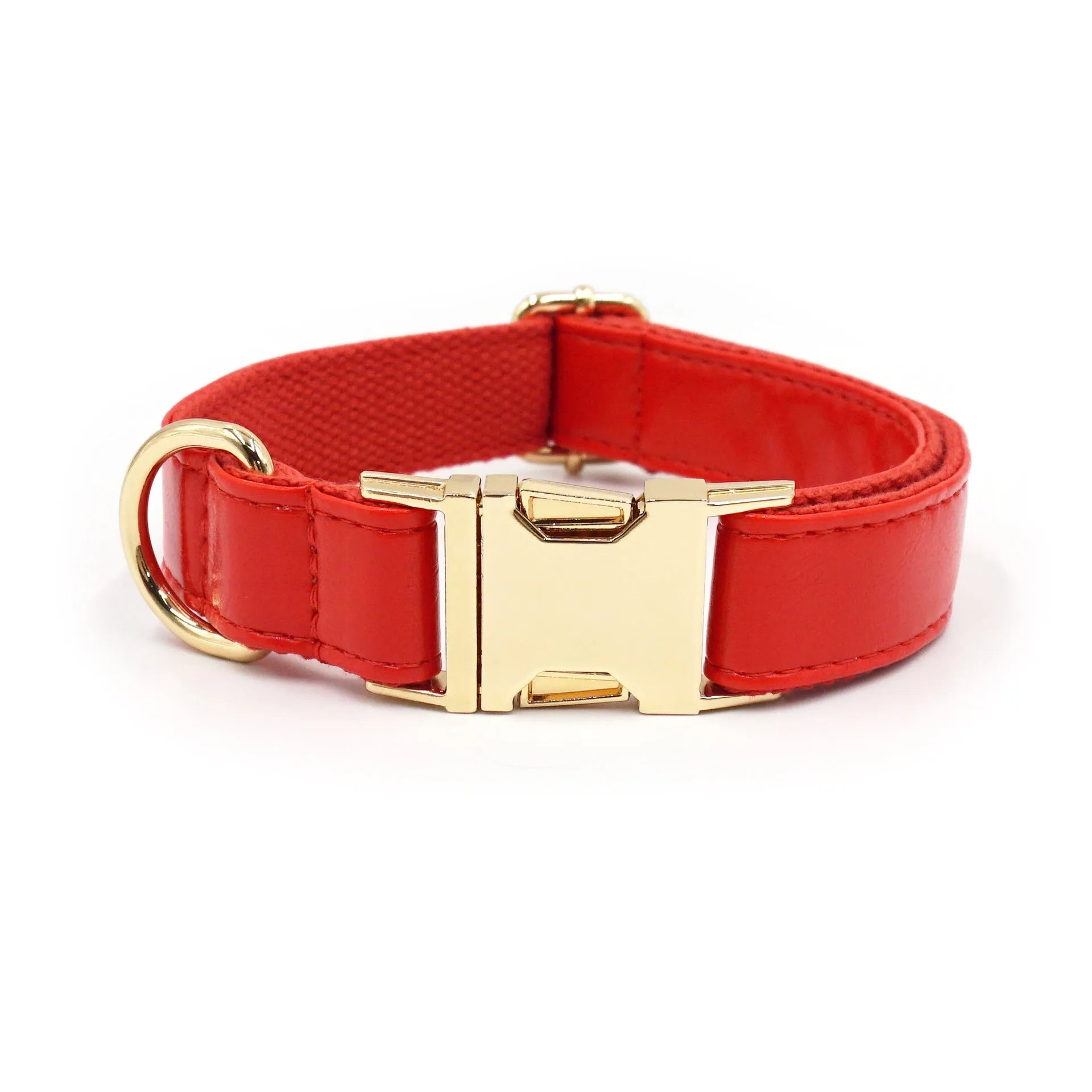 Simple colour-block velvet detail on a leather dog collar shown in caramel colour.