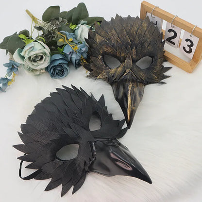 Black or gold plastic bird mouth masquerade mask with horror style for Halloween and fancy dress