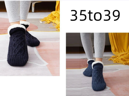 Pair of thickened non-slip indoor socks in navy V-fringe, 60% acrylic with sherpa lining for warm grip on floors, sizes 35-45